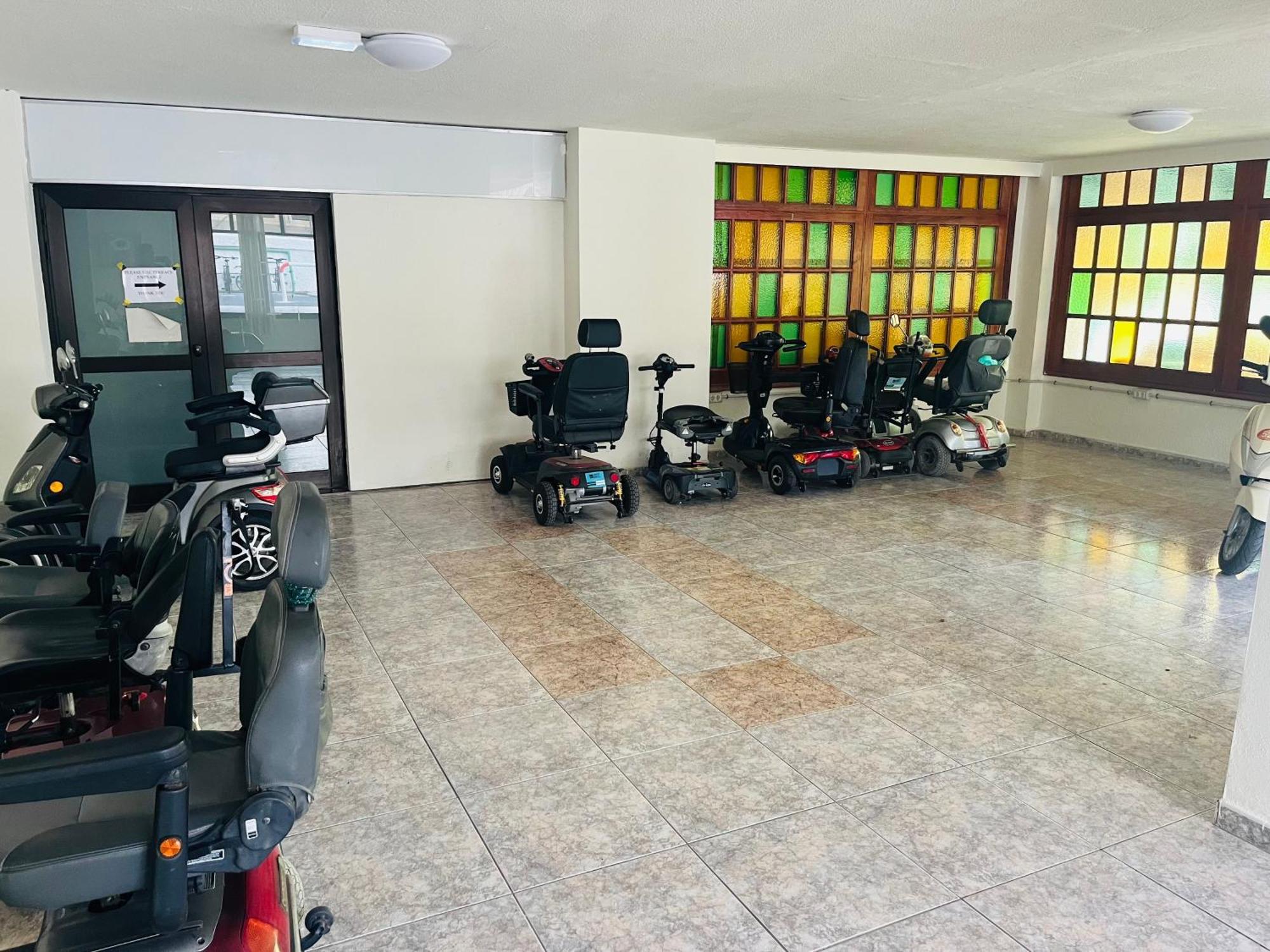 Superbe Appartement A Las Americas Torres Del Sol Arona  Εξωτερικό φωτογραφία